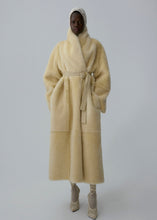 Load image into Gallery viewer, AW25 LEATHER 15 COAT CREAM