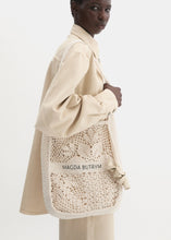 Load image into Gallery viewer, Crochet tote in cream