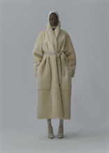 Load and play video in Gallery viewer, AW25 LEATHER 15 COAT CREAM