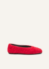 Load image into Gallery viewer, AW25 BALLET FLATS LOOM RED
