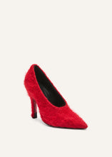 Load image into Gallery viewer, AW25 PUMPS RED LOOM
