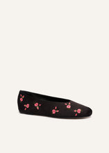 Load image into Gallery viewer, PF23 BALLET FLATS EMBROIDERY SATIN BLACK
