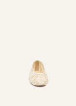 Load image into Gallery viewer, PF25 BALLET FLATS CROCHET CREAM
