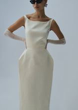 Load image into Gallery viewer, PF25 DRESS 02 CREAM
