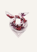 Load image into Gallery viewer, PF25 SCARF 05 VIOLET PRINT
