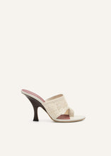 Load image into Gallery viewer, PF25 THONG SANDALS CROCHET CREAM
