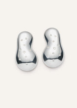 Load image into Gallery viewer, Hourglass earrings in silver with crystals
